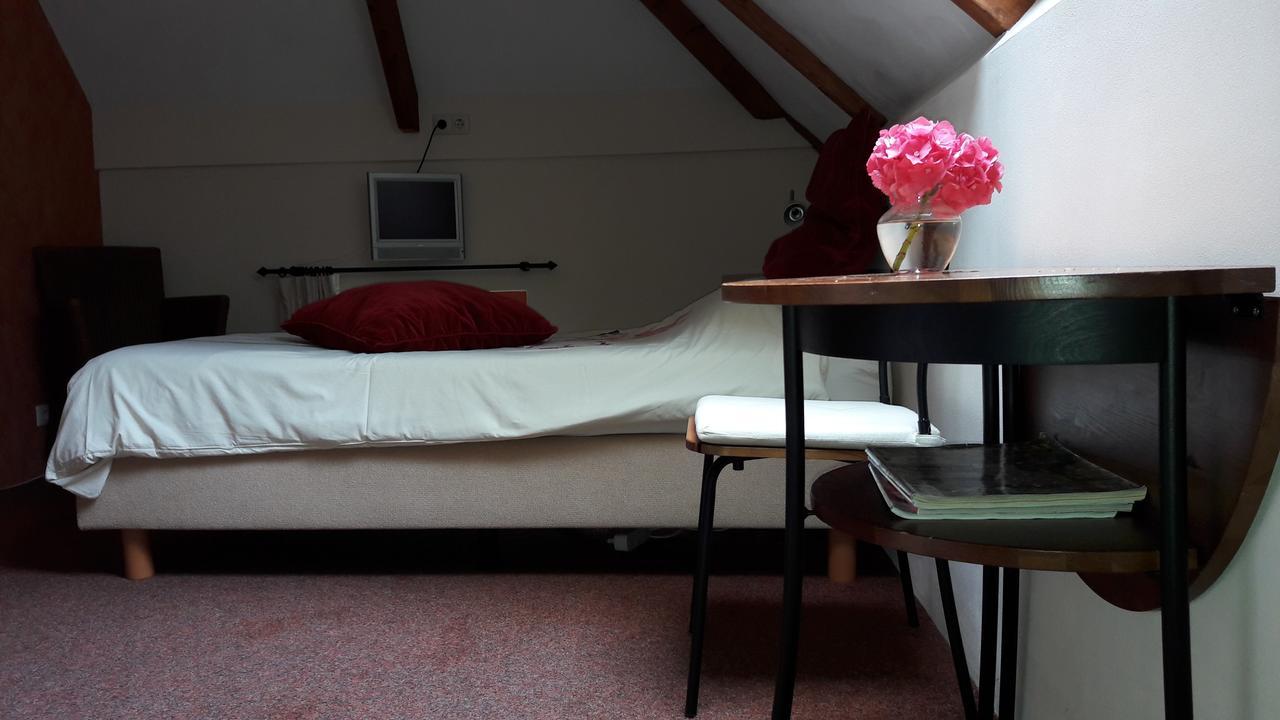 Bed&Breakfast Onder Dak Scharmer Exterior foto